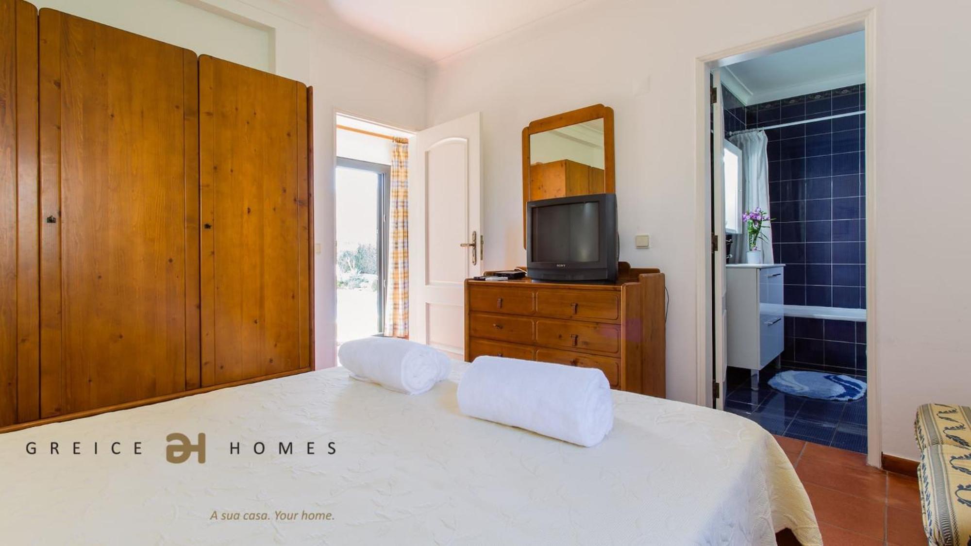 Greice Homes-650 Meters From The Beach, 4 Bedrooms Villa For Holidays In Vilamoura-クアルテイラ エクステリア 写真